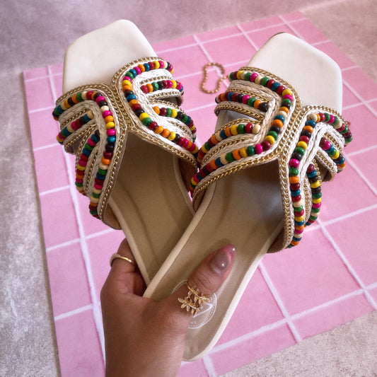 Sandalia H con aplicaciones colores