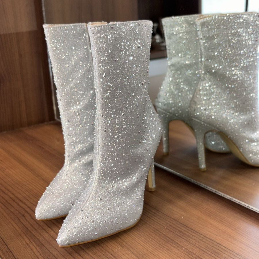 Botin con brillos, tacon de aguja 5506