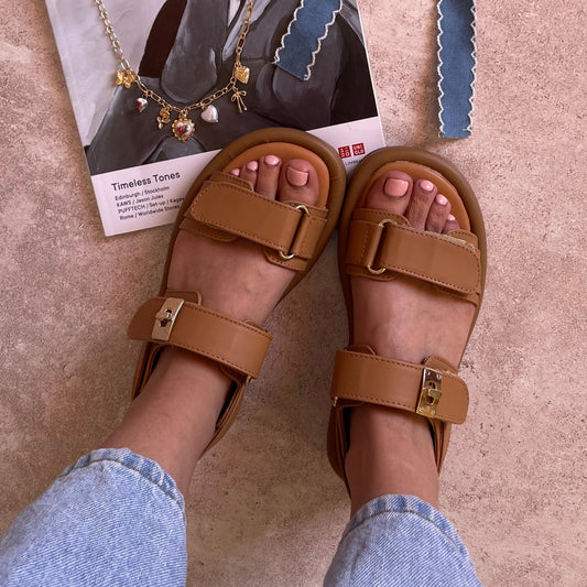 Sandalia con velcro 4828