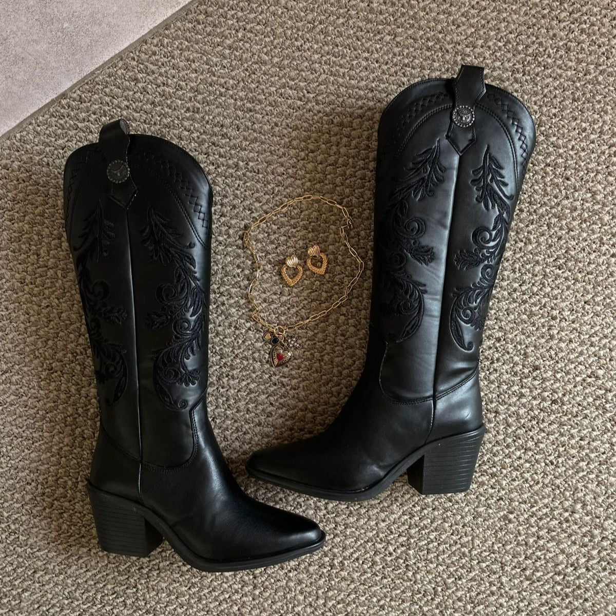 Bota 832