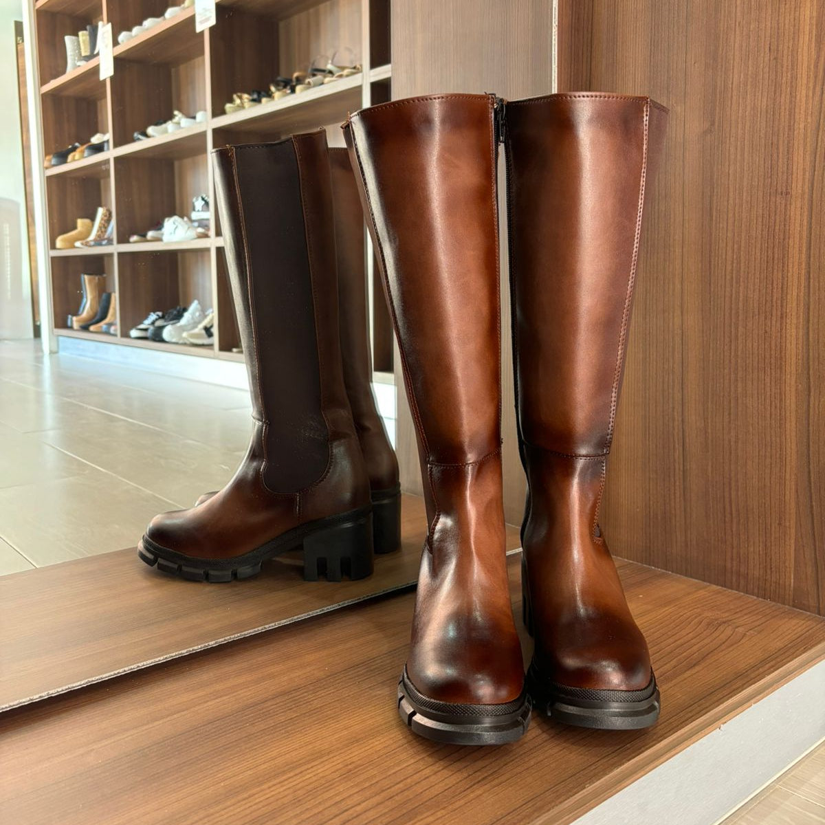 Bota larga 007