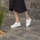Tenis con estoperoles 1025