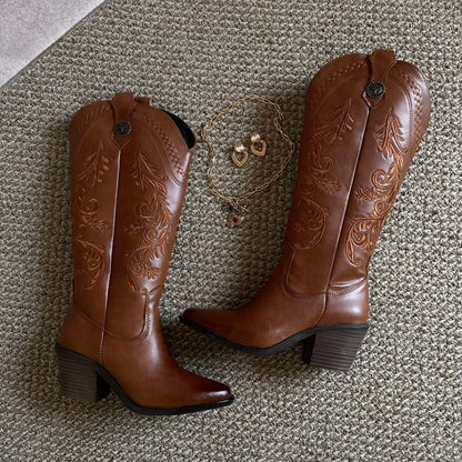 Bota 832