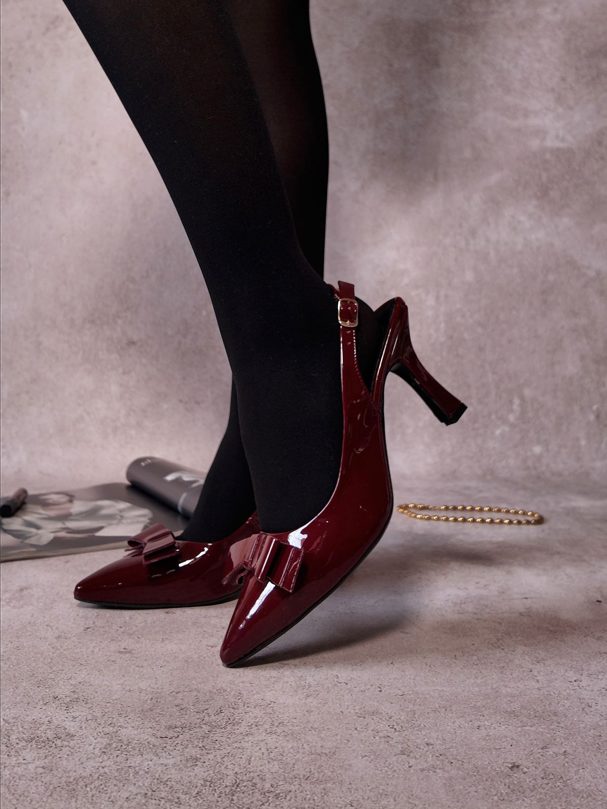 Stileto con moño 2510